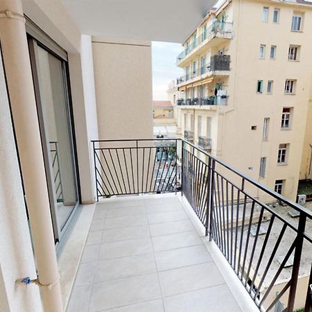 Charmant 2P Moderne Avec Terrasse, Parking Prive, En Plein Centre De Menton, A 2 Pas De La Mer - Fr-1-196-200 Dış mekan fotoğraf